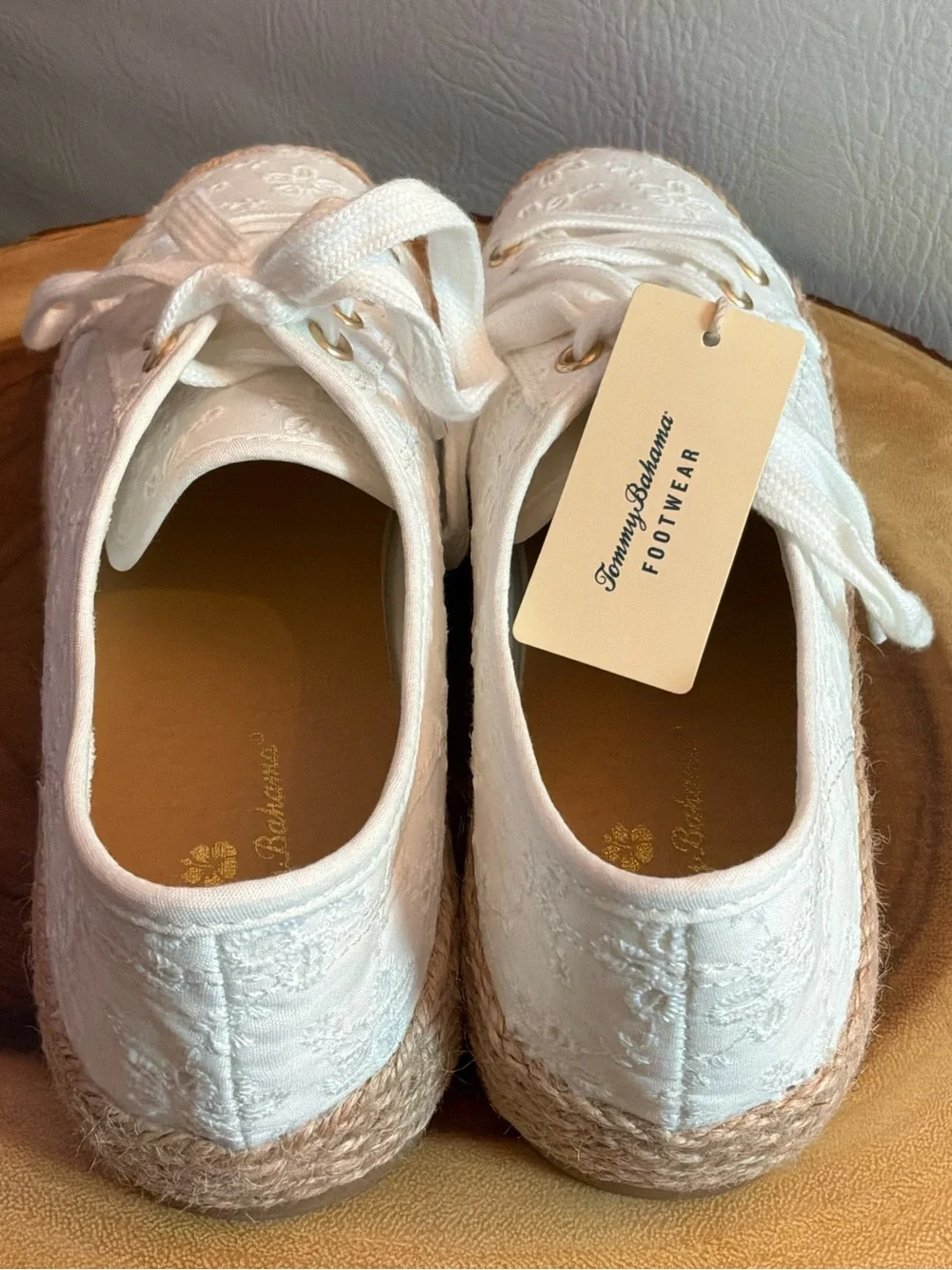 Tommy Bahama beautiful tommy